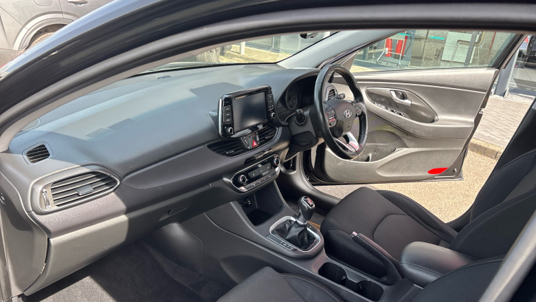 Hyundai i30 1.0T GDI SE Nav 5dr Petrol Hatchback